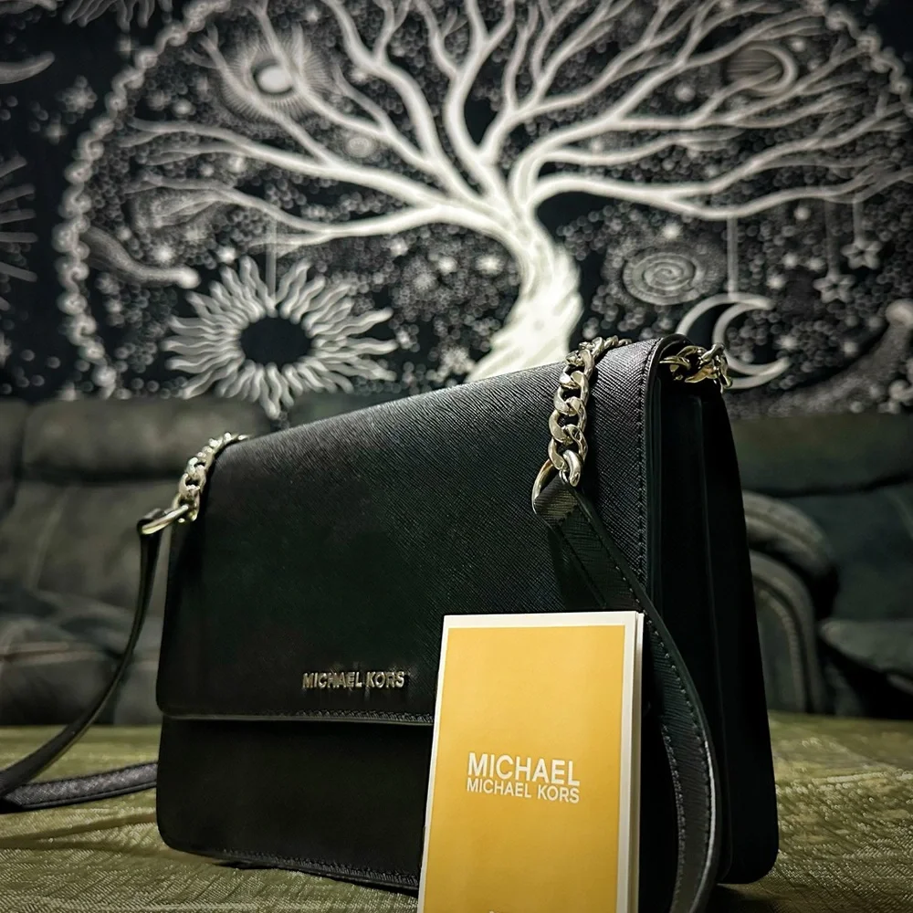 Vintage Y2K Michael Kors Black Leather Crossbody purse ❌80% OFF SALE❌ - Picture 1 of 14